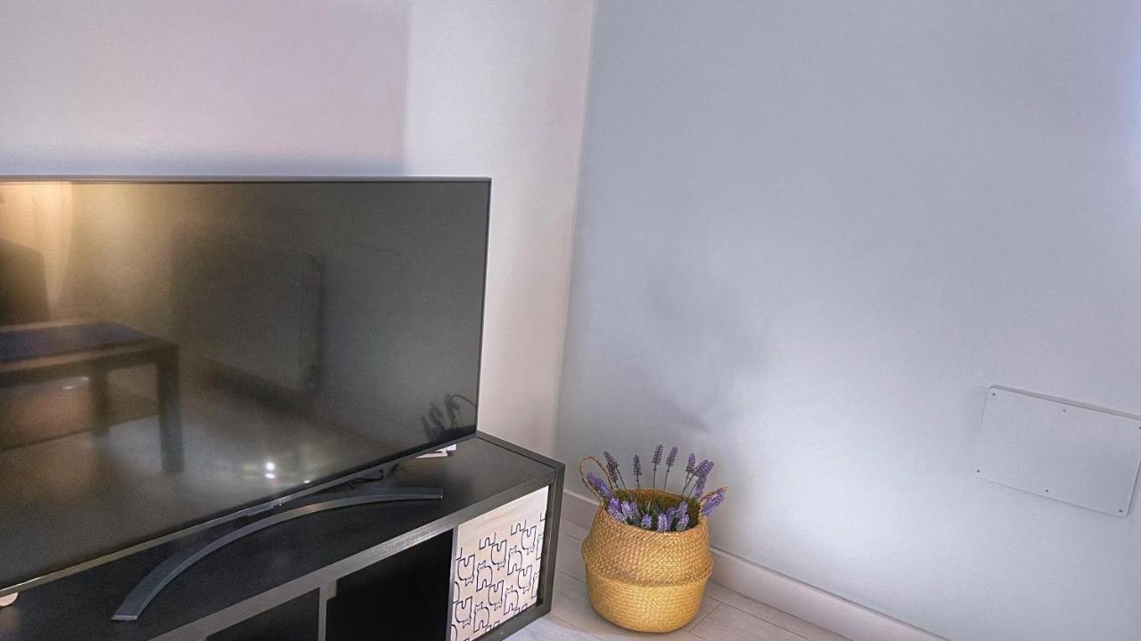 Vt Flat Reformado Con Escritorio De Trabajo Y Wifi Daire Bilbao Dış mekan fotoğraf